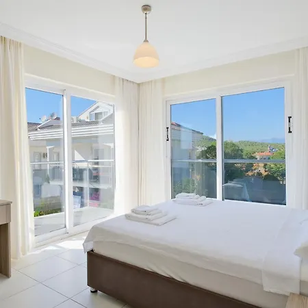 Vilă Orka Crystal *