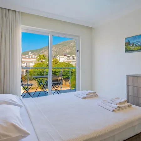 Vilă Orka Crystal *