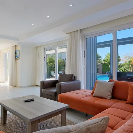 Orka Crystal Villa Öludeniz